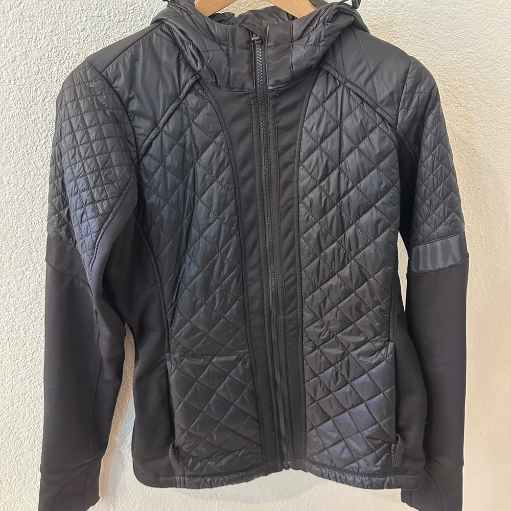 ATHLETA Quilted Rock Springs Black Hooded Semi-Fitted Jacket - Women M